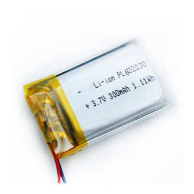 602030 personalizados Lipo bateria 300mah 6.0mm de 3,7 volts densamente